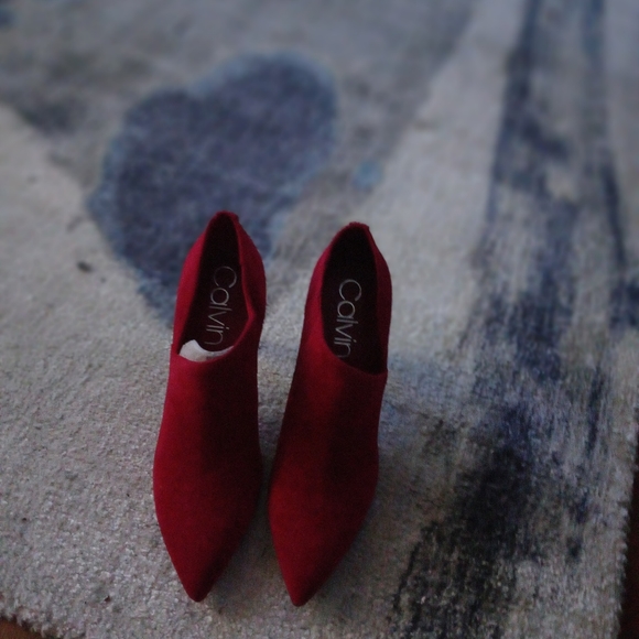 Booties - Picture 3 of 4